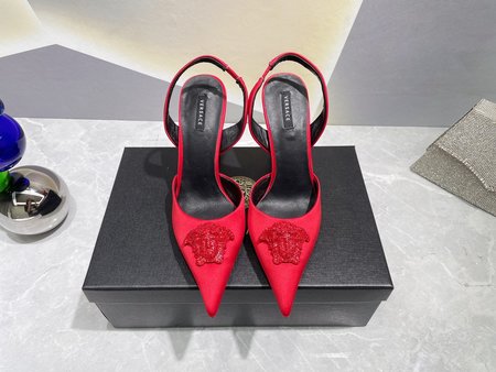 Versace back space ladies shoes