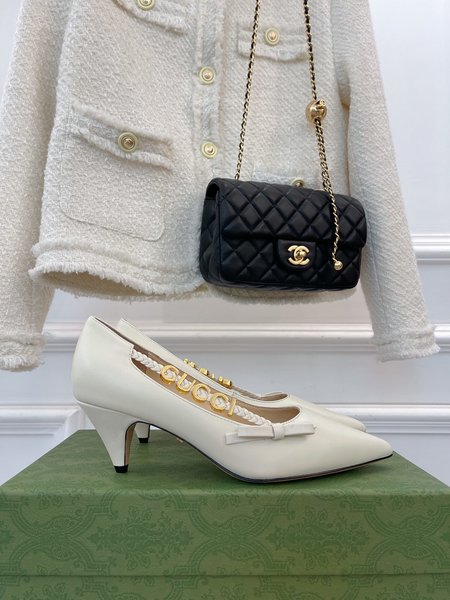 Gucci Letter Buckle Pointed Toe High Heels