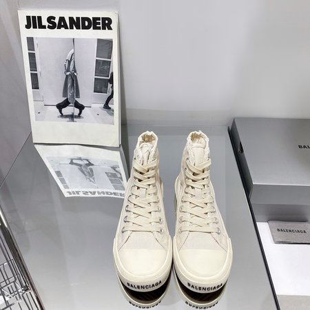 Balenciaga classic medieval style canvas shoes