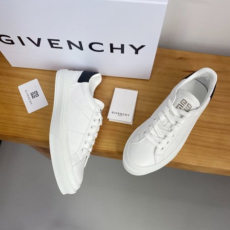 Givenchy Josh Smith joint white shoes