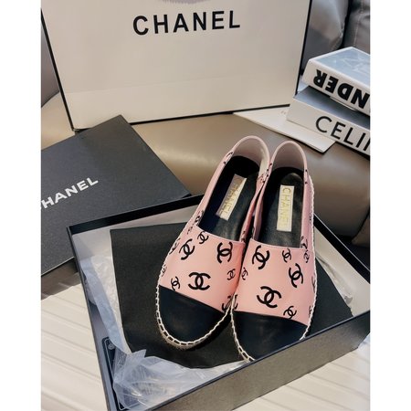 Chanel Espadrilles large Logo color matching elements