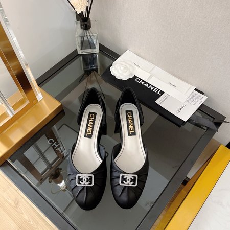 Chanel hollow flat shoes