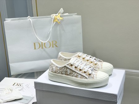 Dior classic embroidered flats