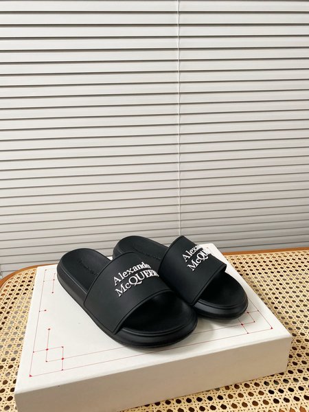 Alexander McQueen Sneakers height 4.5cm