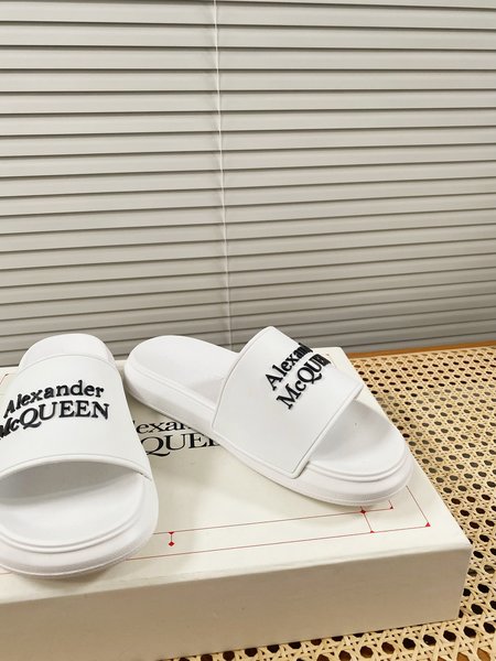 Alexander McQueen Sneakers height 4.5cm