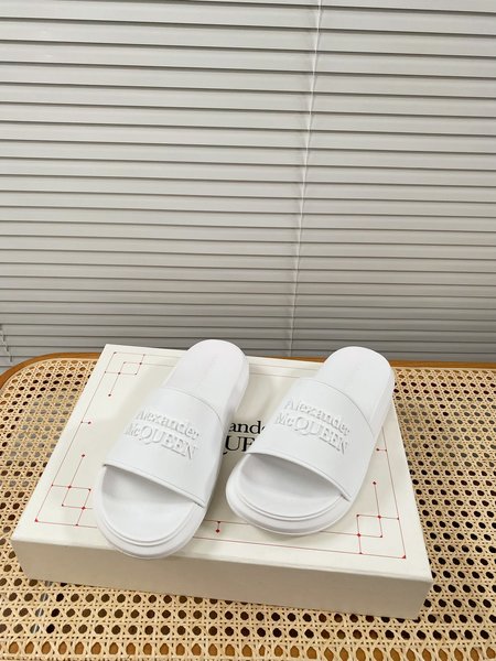 Alexander McQueen Sneakers height 4.5cm