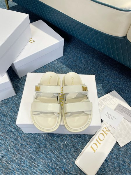 Dior Eco-friendly sheepskin ladies sandals and slippers