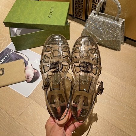 Gucci Double G sandals