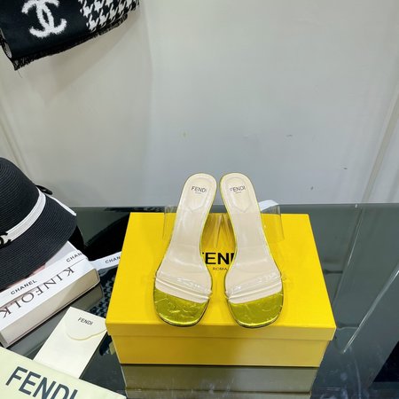 Fendi Film slippers F-shaped three-dimensional heel