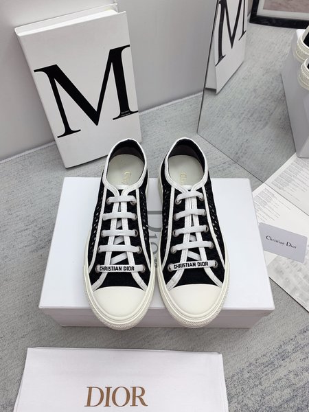 Dior classic casual sneakers