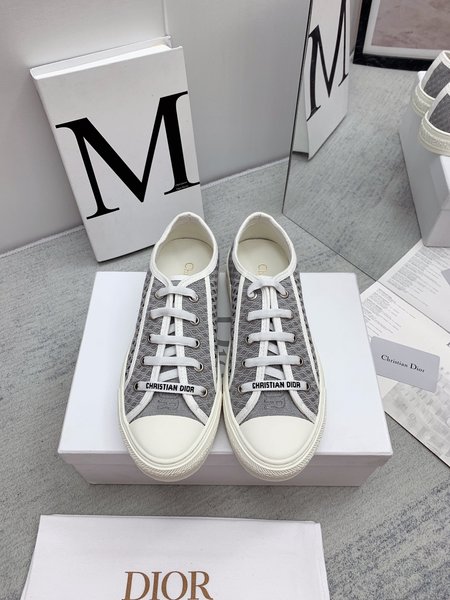 Dior classic casual sneakers