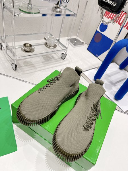 Valentino knitted casual shoes