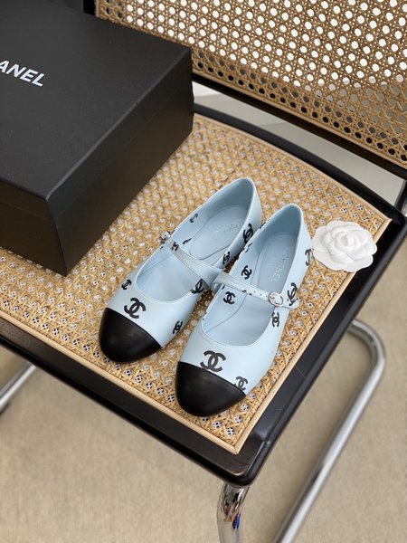 Chanel mary jane flats