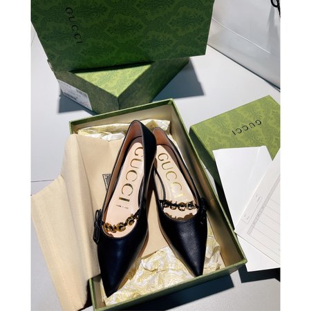 Gucci Hardware GG Pumps