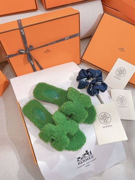 Hermes Teddy Bear H Fuzzy Slippers Oran Flat Slippers