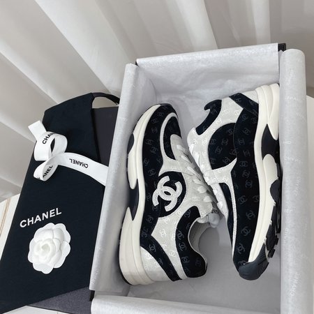 Chanel Dark pattern sneakers black and white panda