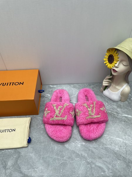 Louis Vuitton wool slippers genuine leather lambswool