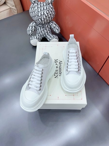Alexander McQueen classic casual sneakers