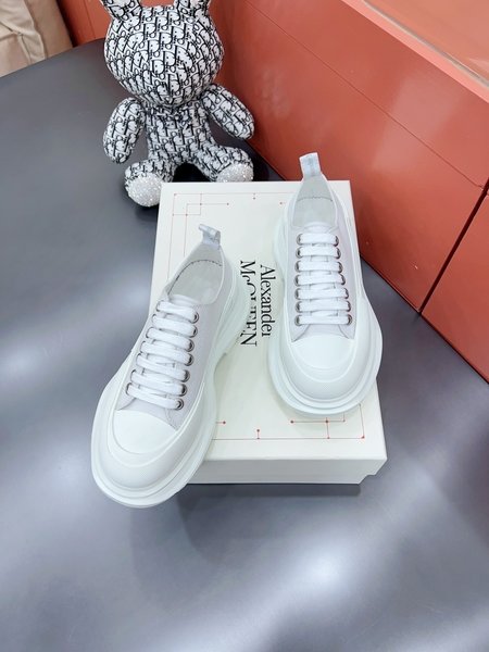 Alexander McQueen classic casual sneakers