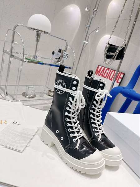 Dior platform casual boots