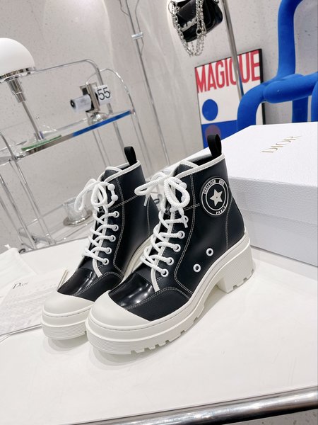 Dior platform casual boots