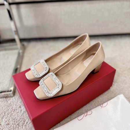 Roger Vivier Classic Belle silk diamond buckle square heels