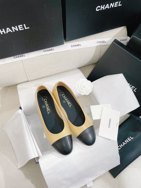 Chanel Coco Vintage Pearl Ballerinas