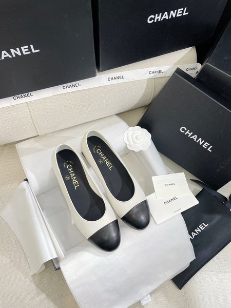 Chanel Coco Vintage Pearl Ballerinas