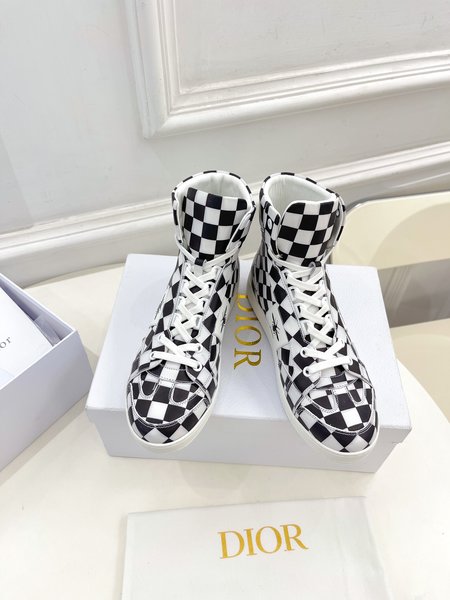 Dior Star sneakers