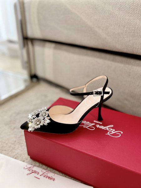 Roger Viver Bouquet Strass diamond buckle high-heeled sandals