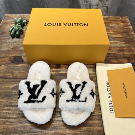 Louis Vuitton fur slippers