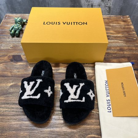 Louis Vuitton fur slippers