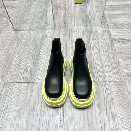 Bottega Veneta Colorful Wave Sole Chelsea Boots