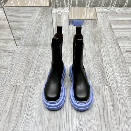 Bottega Veneta Colorful Wave Sole Chelsea Boots