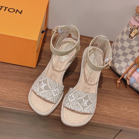 Louis Vuitton High end classic sandals