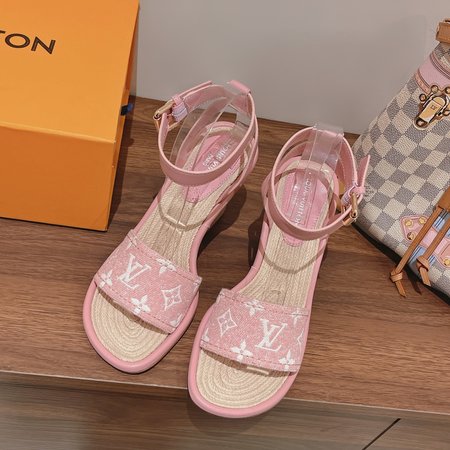 Louis Vuitton High end classic sandals