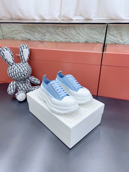 Alexander McQueen classic casual sneakers