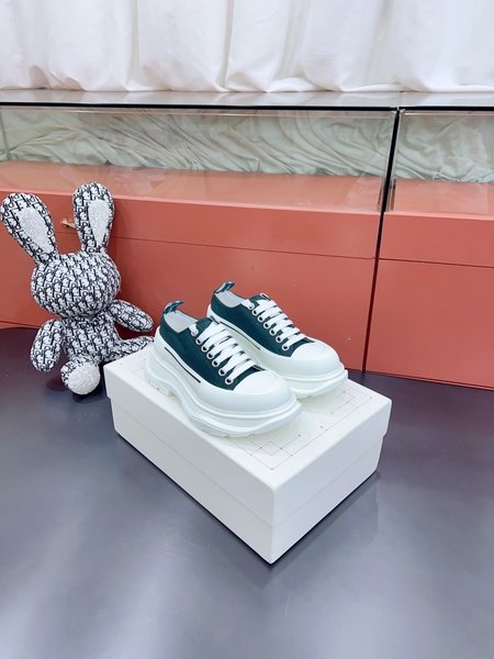 Alexander McQueen classic casual sneakers