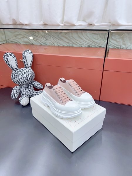 Alexander McQueen classic casual sneakers