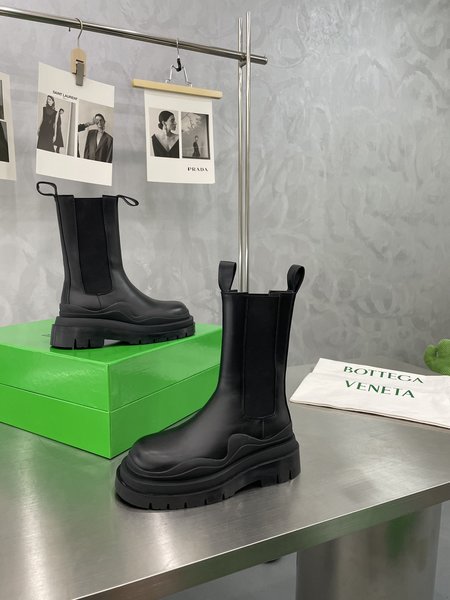 Bottega Veneta Chelsea boots