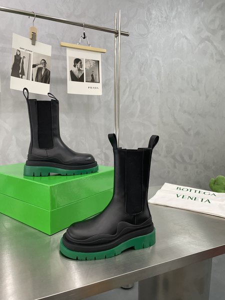 Bottega Veneta Chelsea boots