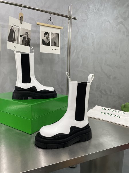 Bottega Veneta Chelsea boots