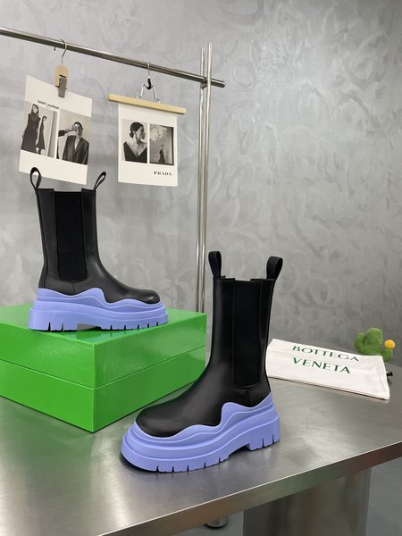 Bottega Veneta Chelsea boots