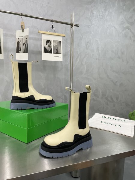 Bottega Veneta Chelsea boots