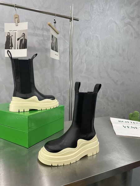 Bottega Veneta Chelsea boots