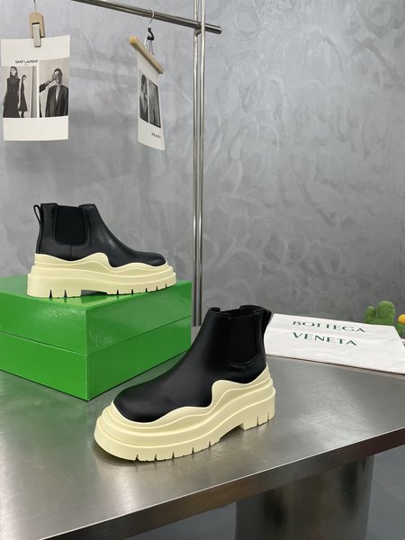 Bottega Veneta Chelsea boots