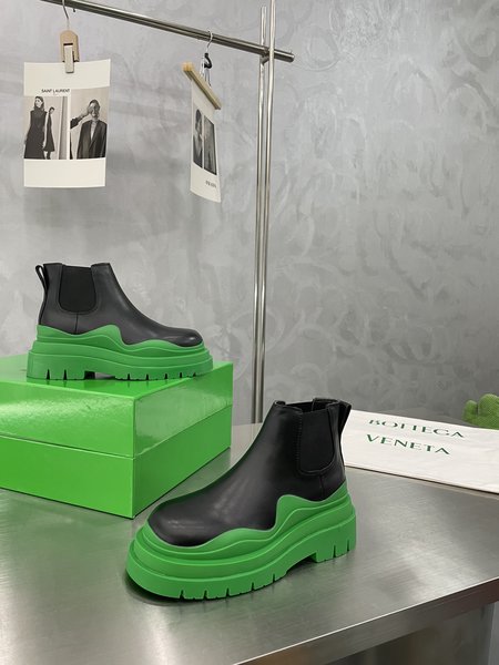 Bottega Veneta Chelsea boots