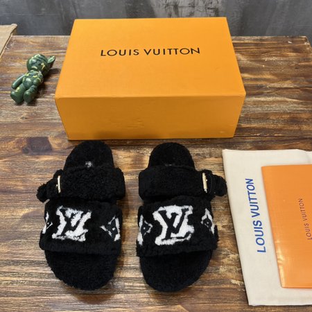 Louis Vuitton fur slippers