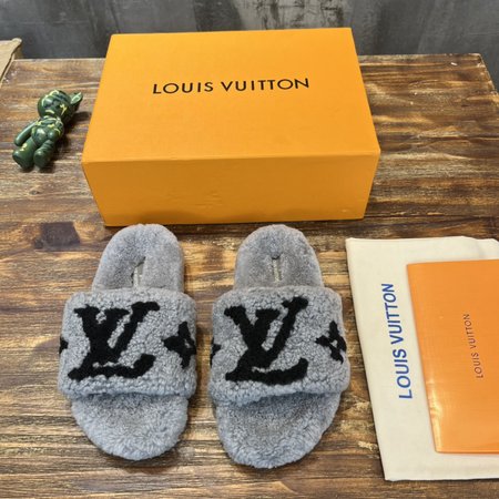 Louis Vuitton fur slippers