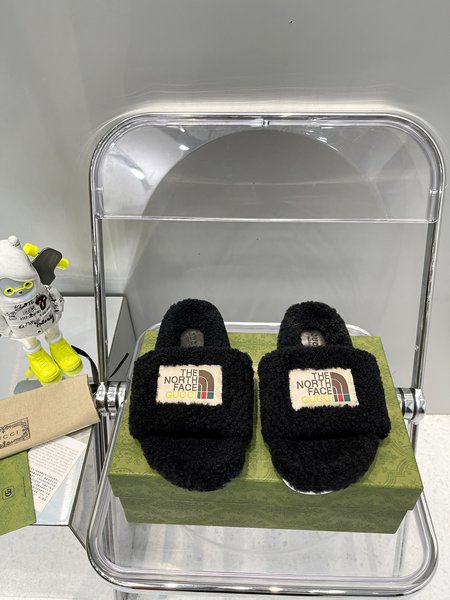 Gucci x The North Face joint wool slippers lamb wool